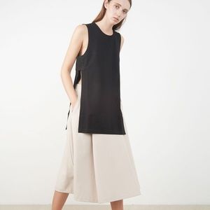 Hemsmith Side Slit Top